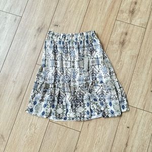 women’s boho abstract print blue white grey skirt. lined. brand new.tiered flowy